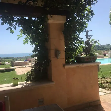 Oda ve Kahvaltı Castel 74 Civitanova Marche